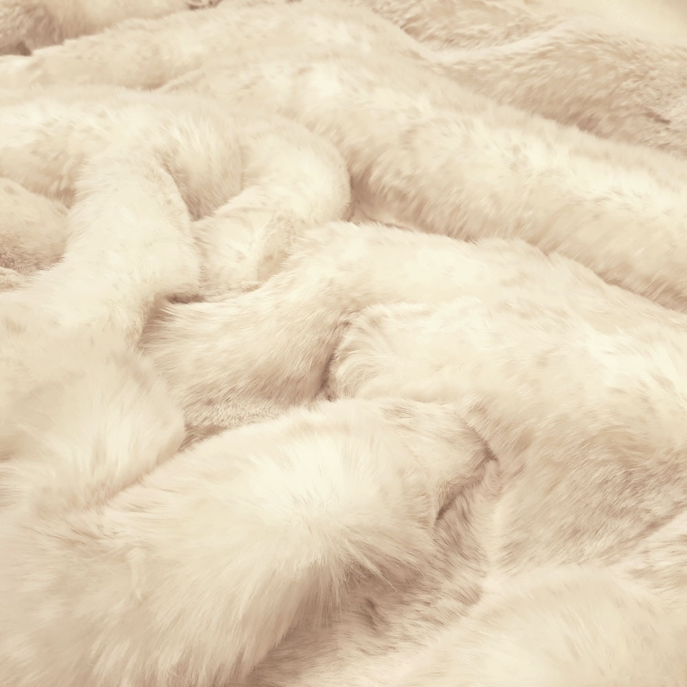 Arctic fox woven fur