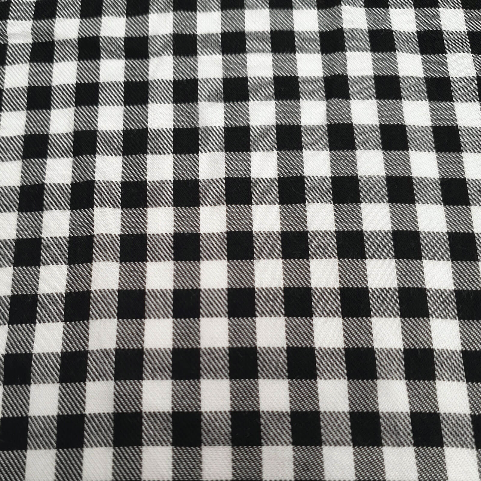 Valdi - Oeko-Tex® check colourful fabric - black and white